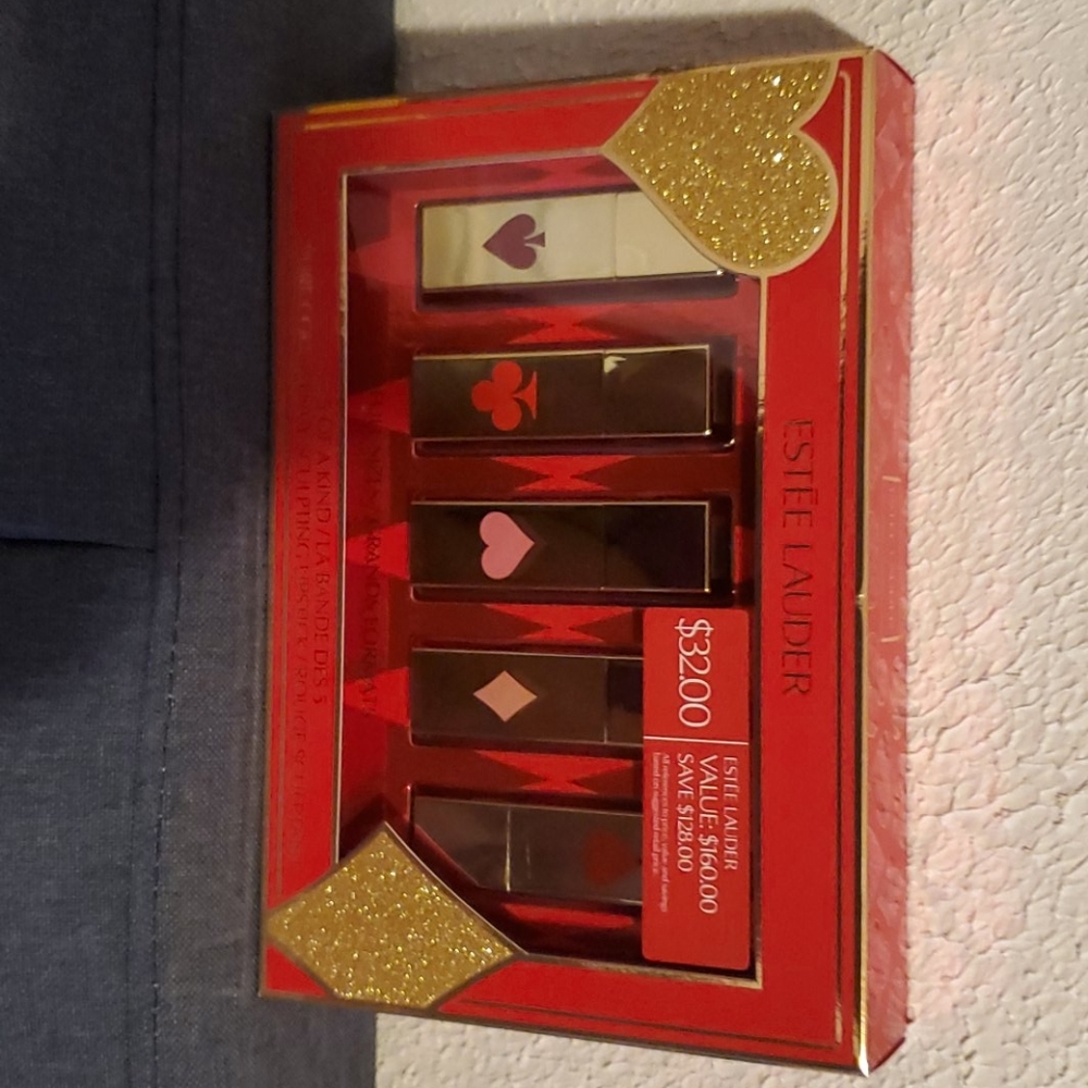Estee  Lauder  Lipstick
